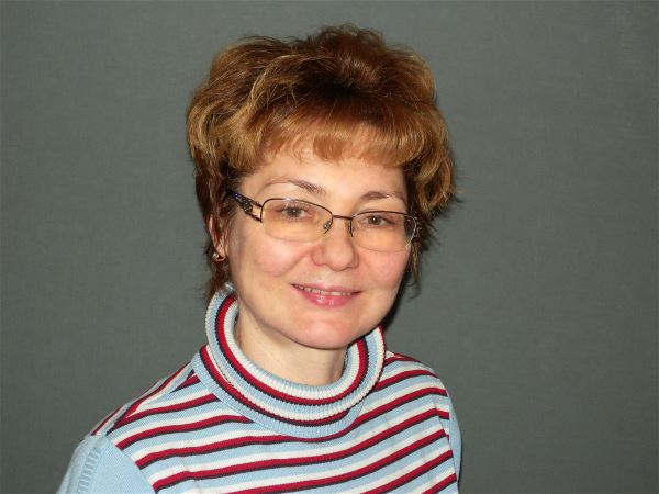 Няня Лариса
