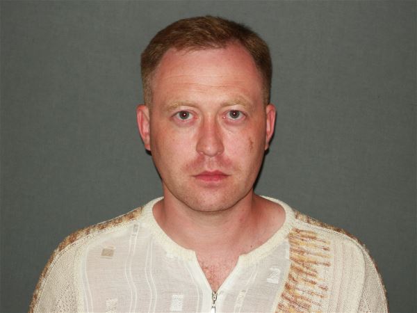 Помощник по хозяйству Алексей