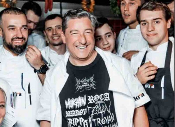 Работа с Шеф-Поваром Владимиром Мухиным (Ресторан White Rabbit) и Жоаном Рока (3 звезды Мишлен, Испания)