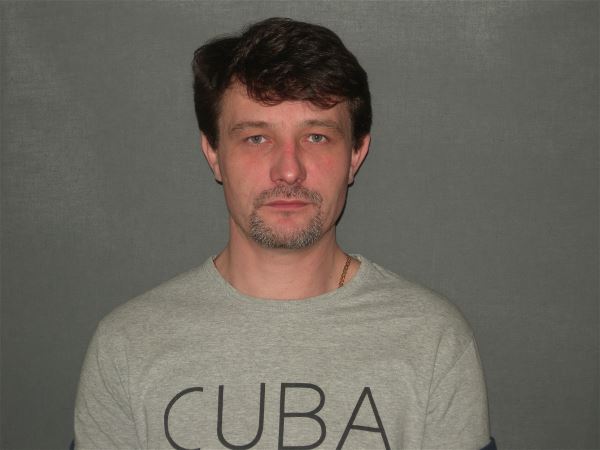 Помощник по хозяйству Алексей