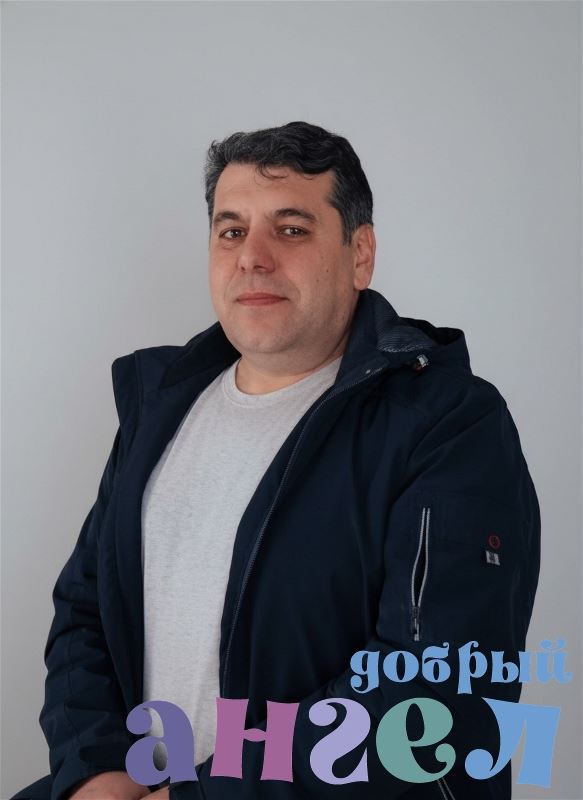 Помощник по хозяйству Киёмиддин