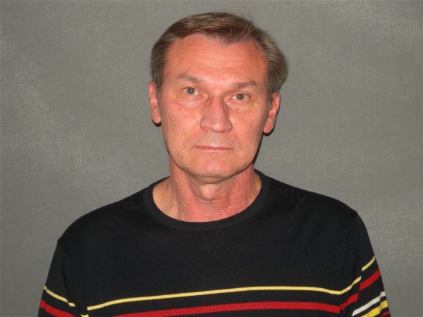 Помощник по хозяйству Петр
