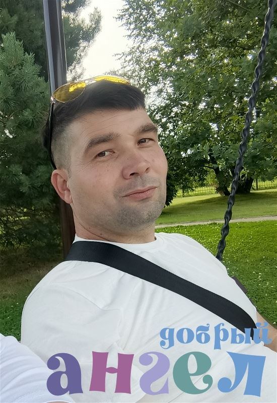 Помощник по хозяйству Илхом