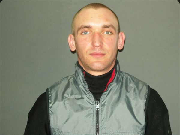 Помощник по хозяйству Артем