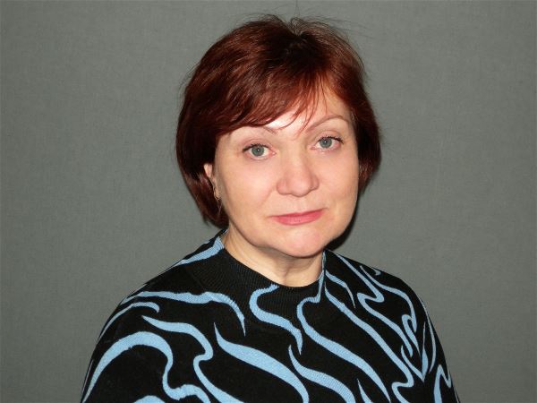 Няня Дина