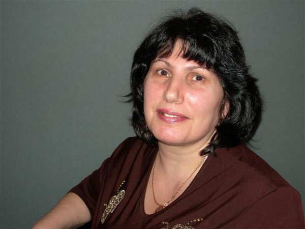 Домработница Эмма