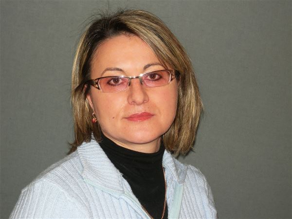 Домработница Елена