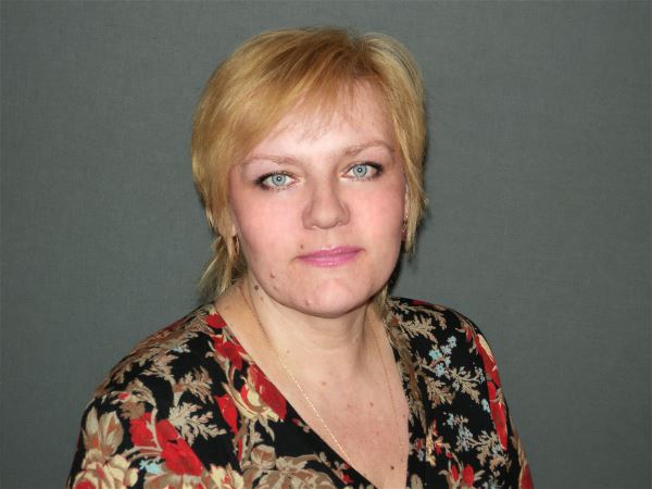 Няня Лариса