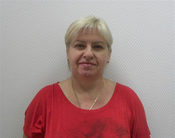 Няня Элла