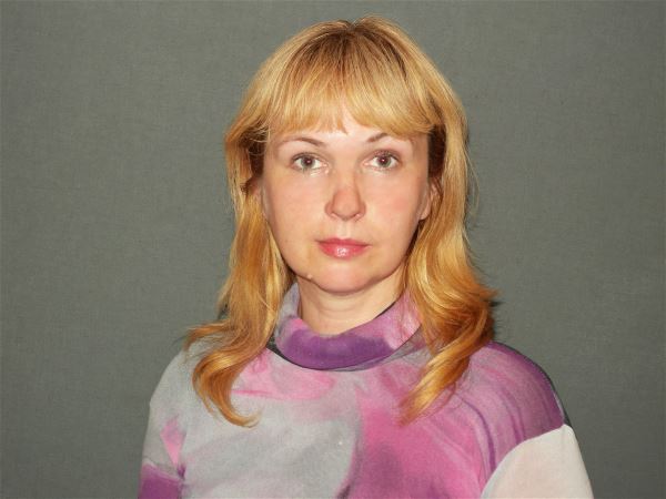 Няня Лариса