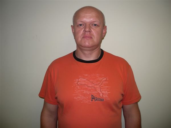 Помощник по хозяйству Олег