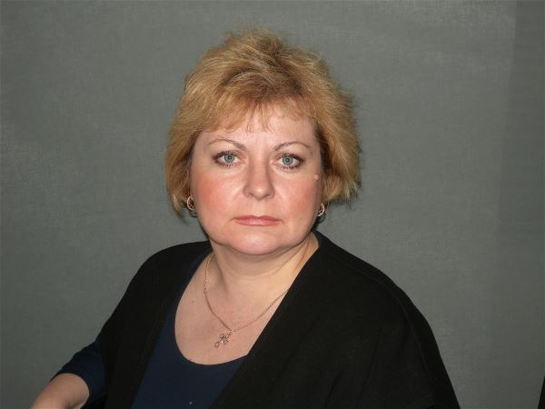 Домработница Елена