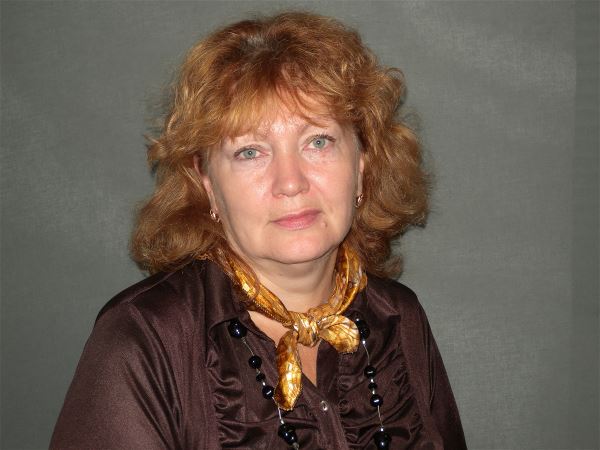 Няня Елена