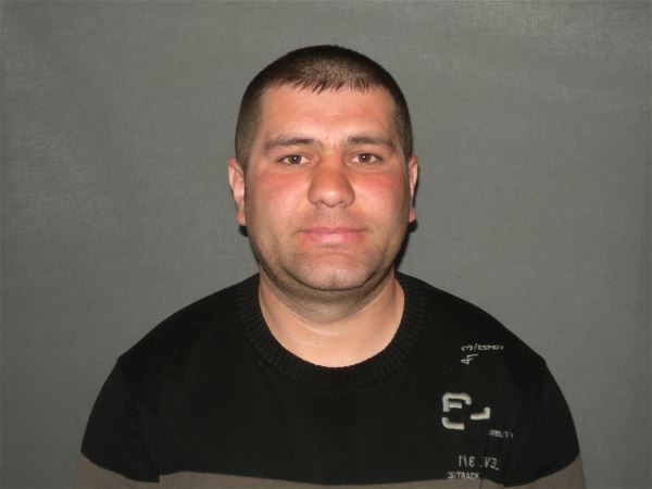 Помощник по хозяйству Виталий