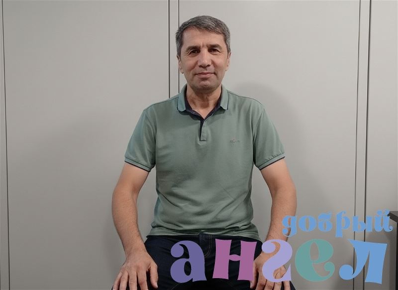 Семейная пара Хуршед