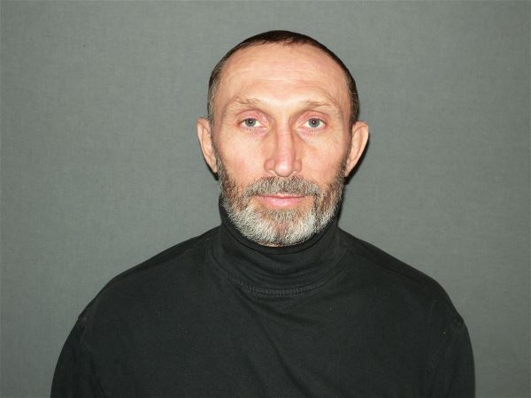 Помощник по хозяйству Виктор