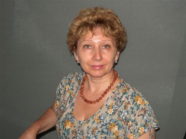 Домработница Елена